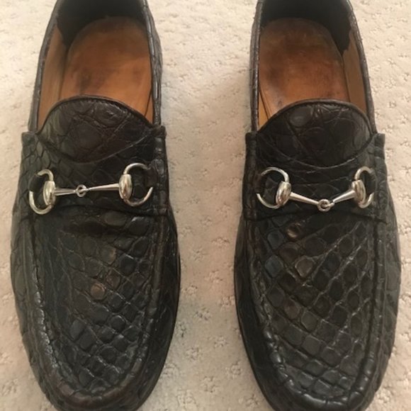 gucci alligator loafers